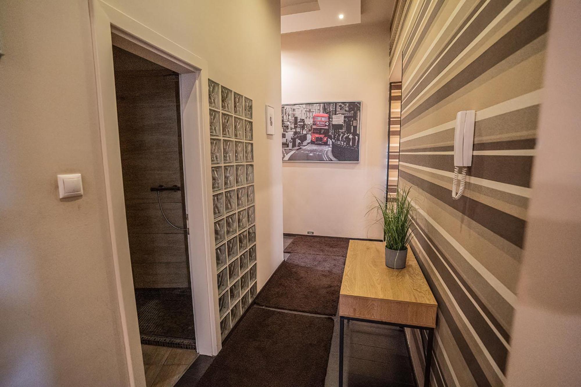 Kelemen Apartment Szeged Buitenkant foto