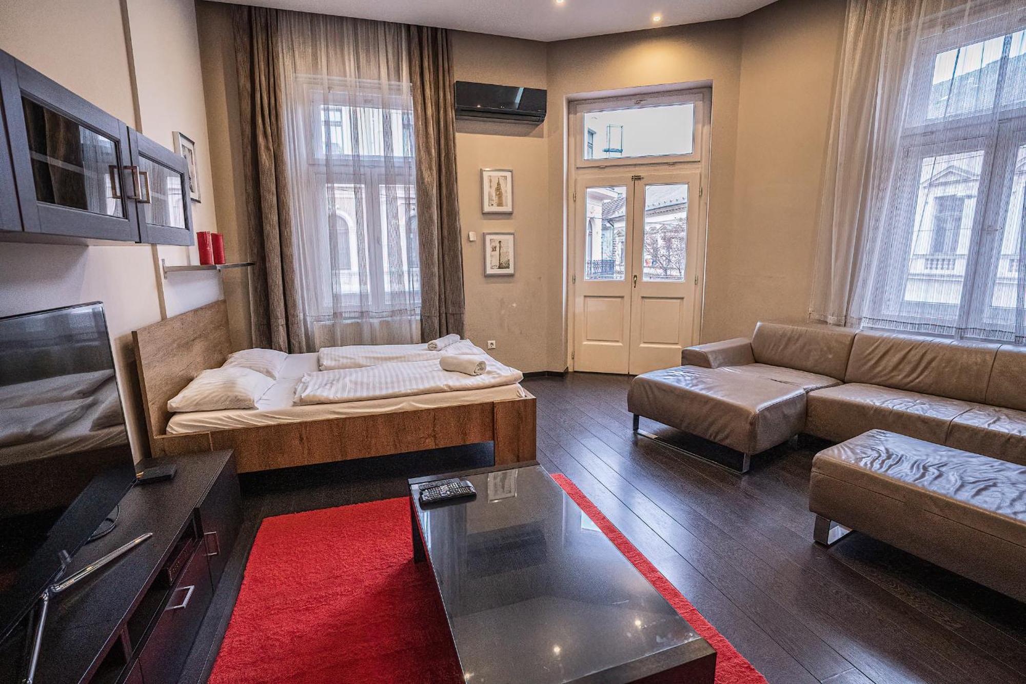 Kelemen Apartment Szeged Buitenkant foto