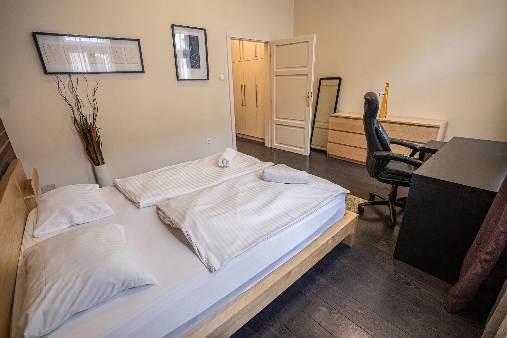 Kelemen Apartment Szeged Buitenkant foto