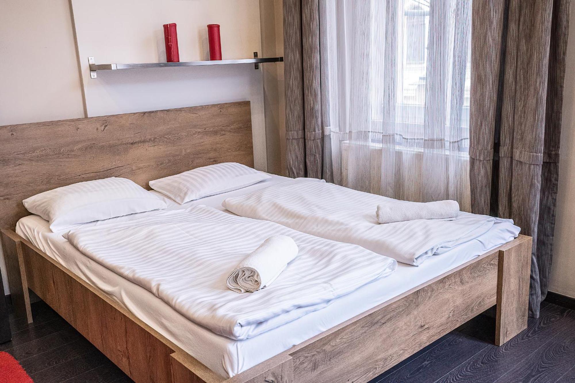 Kelemen Apartment Szeged Buitenkant foto